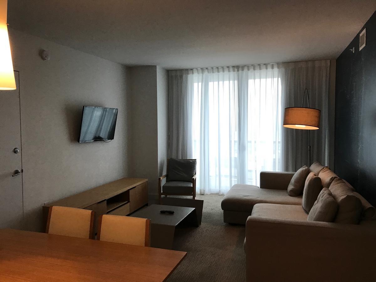 Beach Walk Resort De Lux Apartment Plaja Hallandale Exterior foto